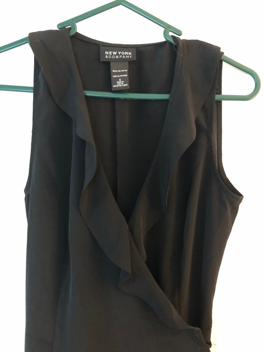 EUC New York Company Vintage Y2K Black Wrap Cocktail Dress Feminine Flattering 6